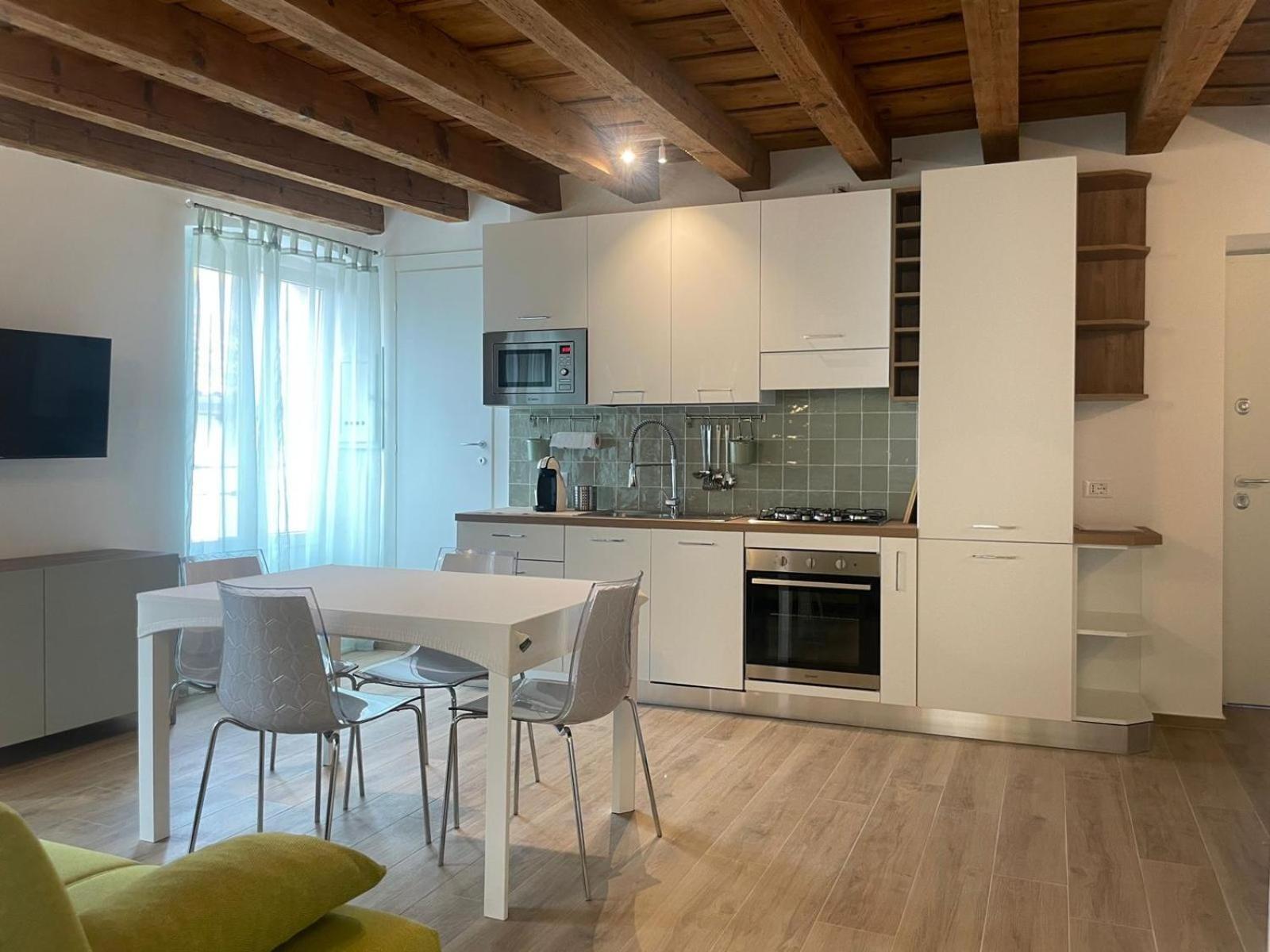 Cairoli14 Apartman Brescia megye Kültér fotó